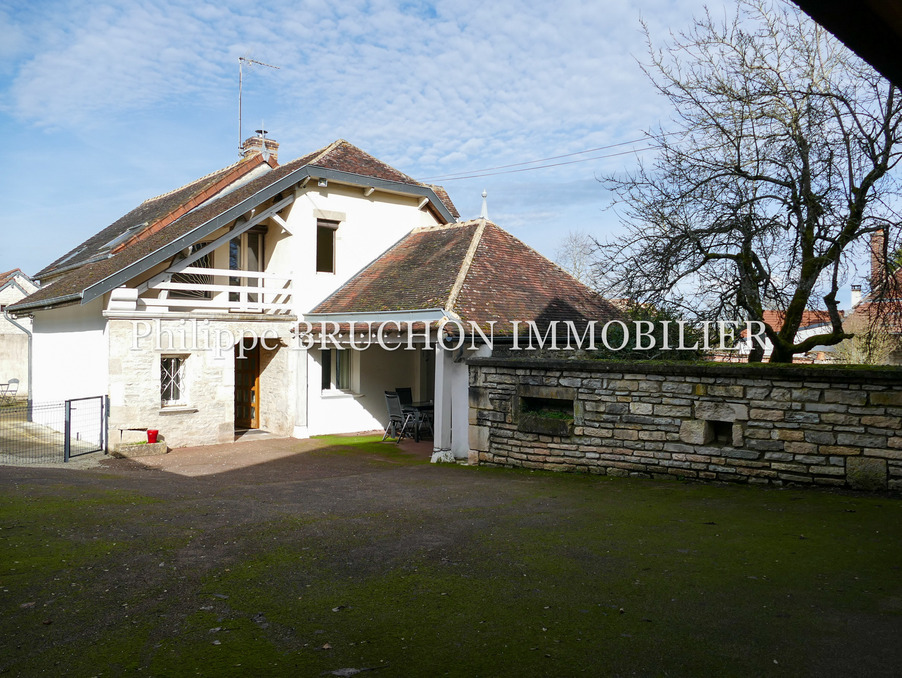 a-vendre-grande-maison-avec-dependances-yrouerre-proche-tonnerre-chablis