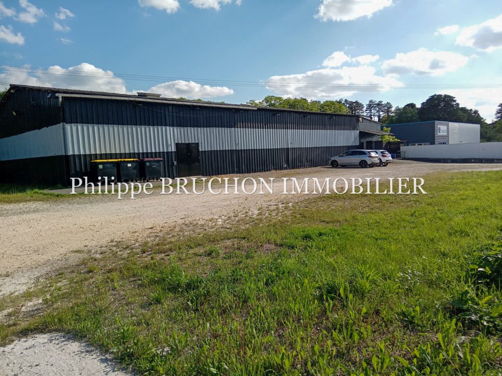 a-vendre-local-commercial-auxerre-sud-580-m2