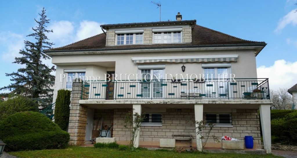 maison-a-vendre-sur-auxerre-4-chambres-vue-superbe