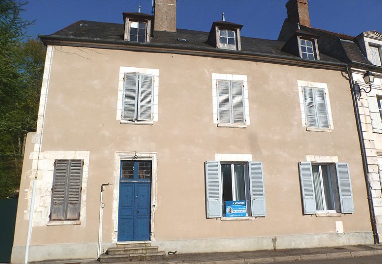 maison-de-village-a-vendre-cravant-yonne-89