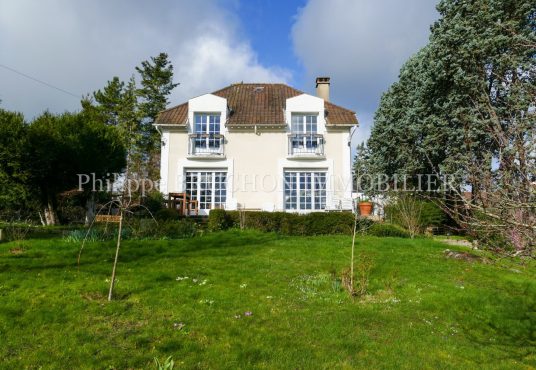 maison-renovee-auxerre-135-m2-beau-terrain-et-vue