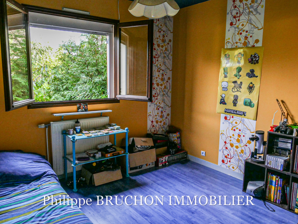 pavillon-immo-appoigny-chambre